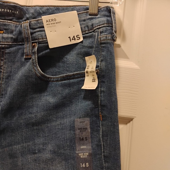 NWT Aeropostle Mid Rise Boot Cut Jeans Size 14S - Picture 3 of 6